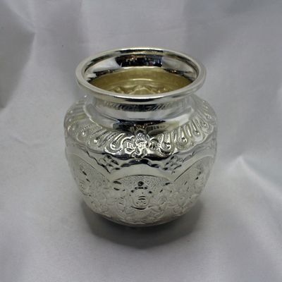 Ashtalakshmi Silver Chombu